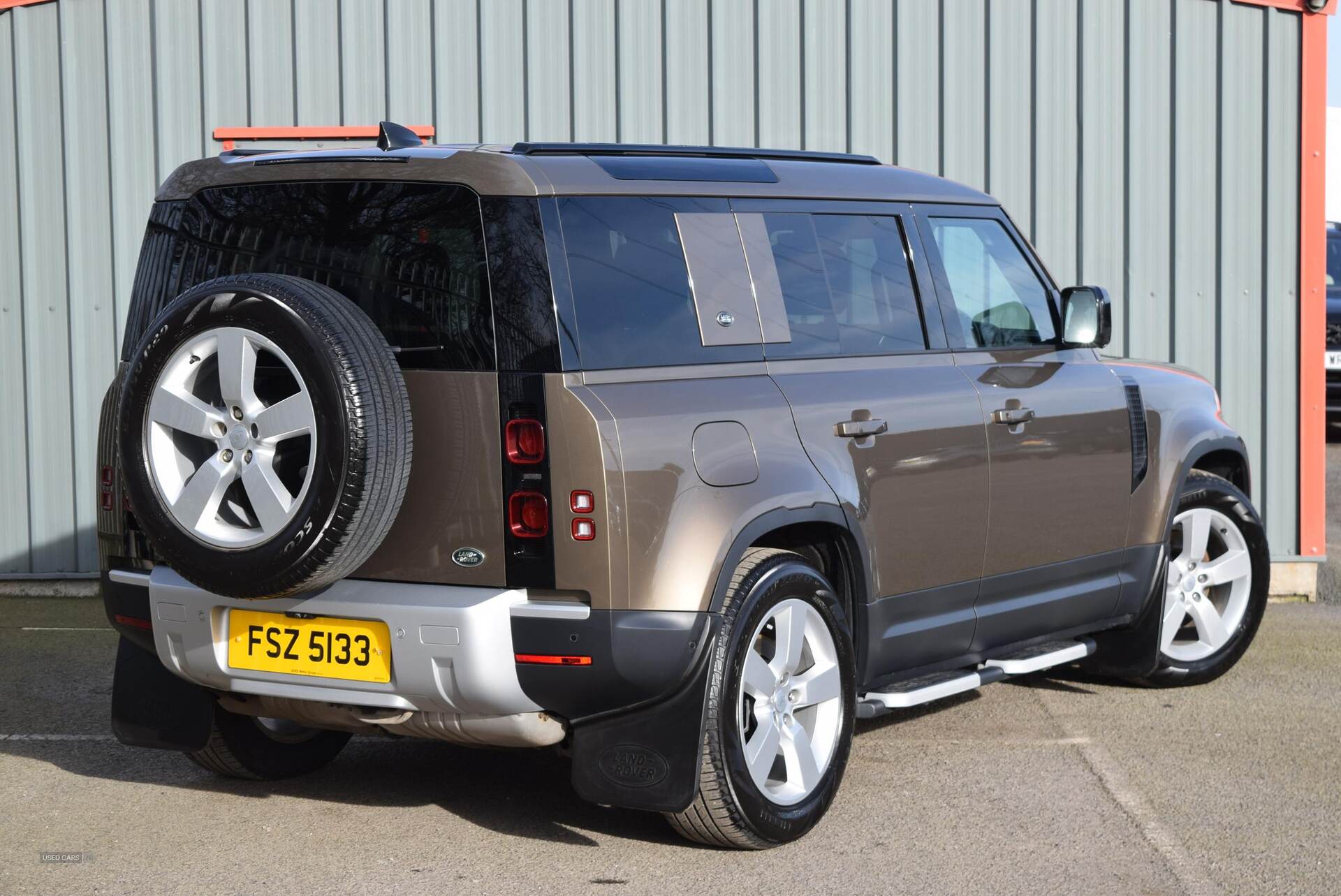  2021 Land Rover Defender 3.0 D300 HSE 110 5dr Auto