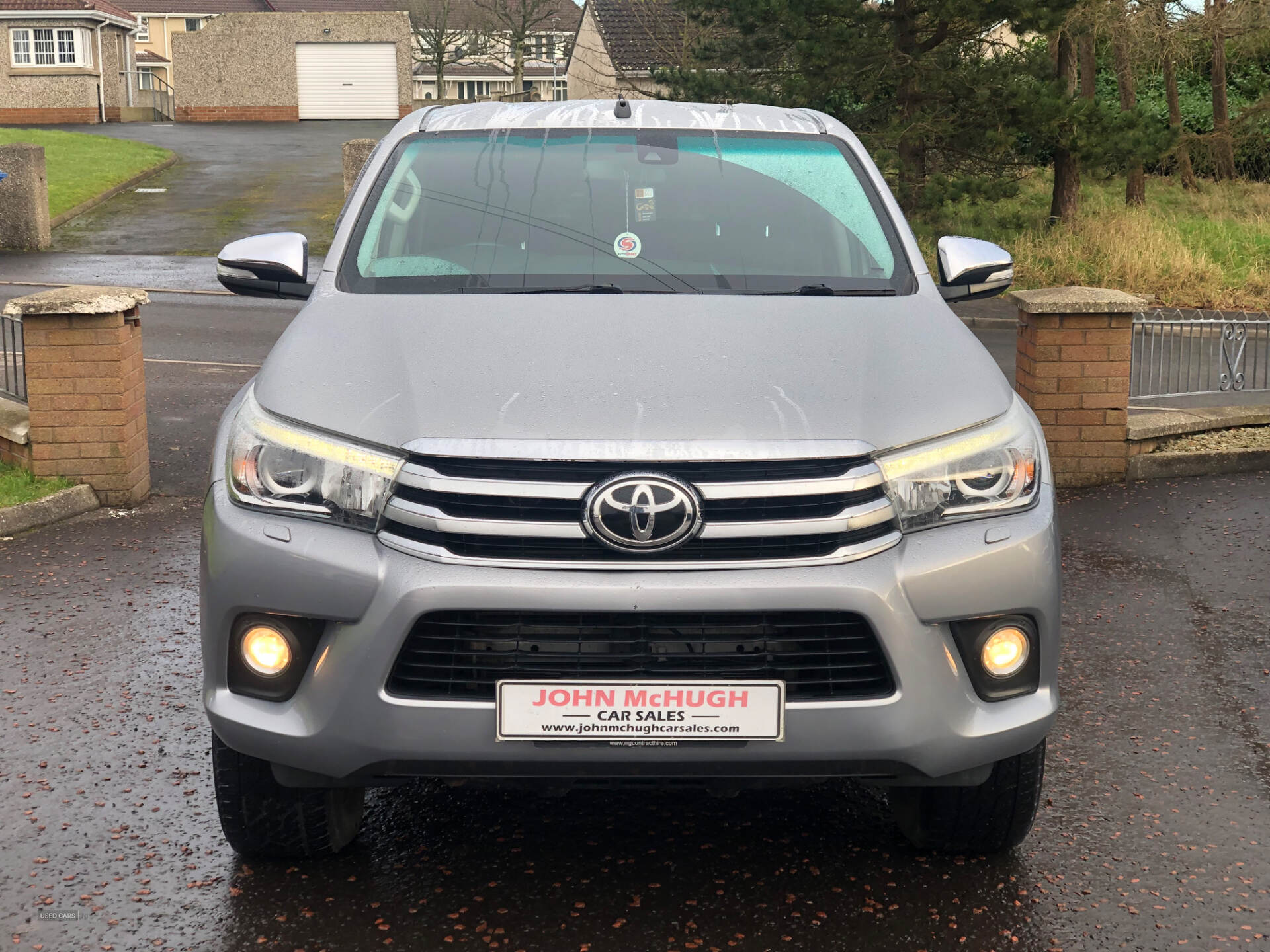 Jul 2016 Toyota Hilux Invincible D/Cab Pick Up 2.4 D-4D