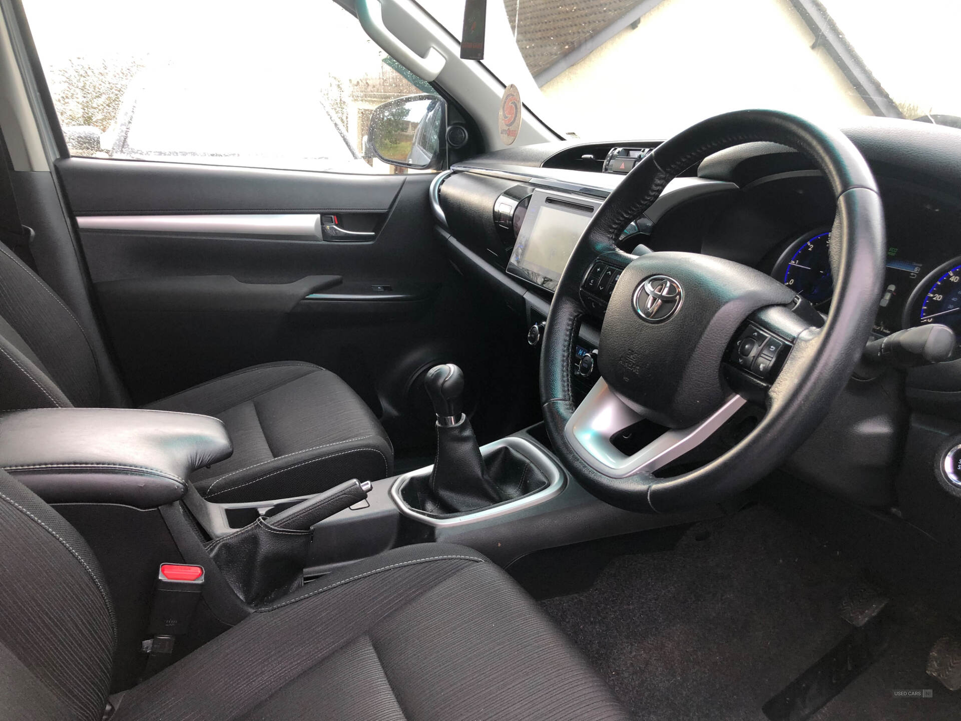 Jul 2016 Toyota Hilux Invincible D/Cab Pick Up 2.4 D-4D