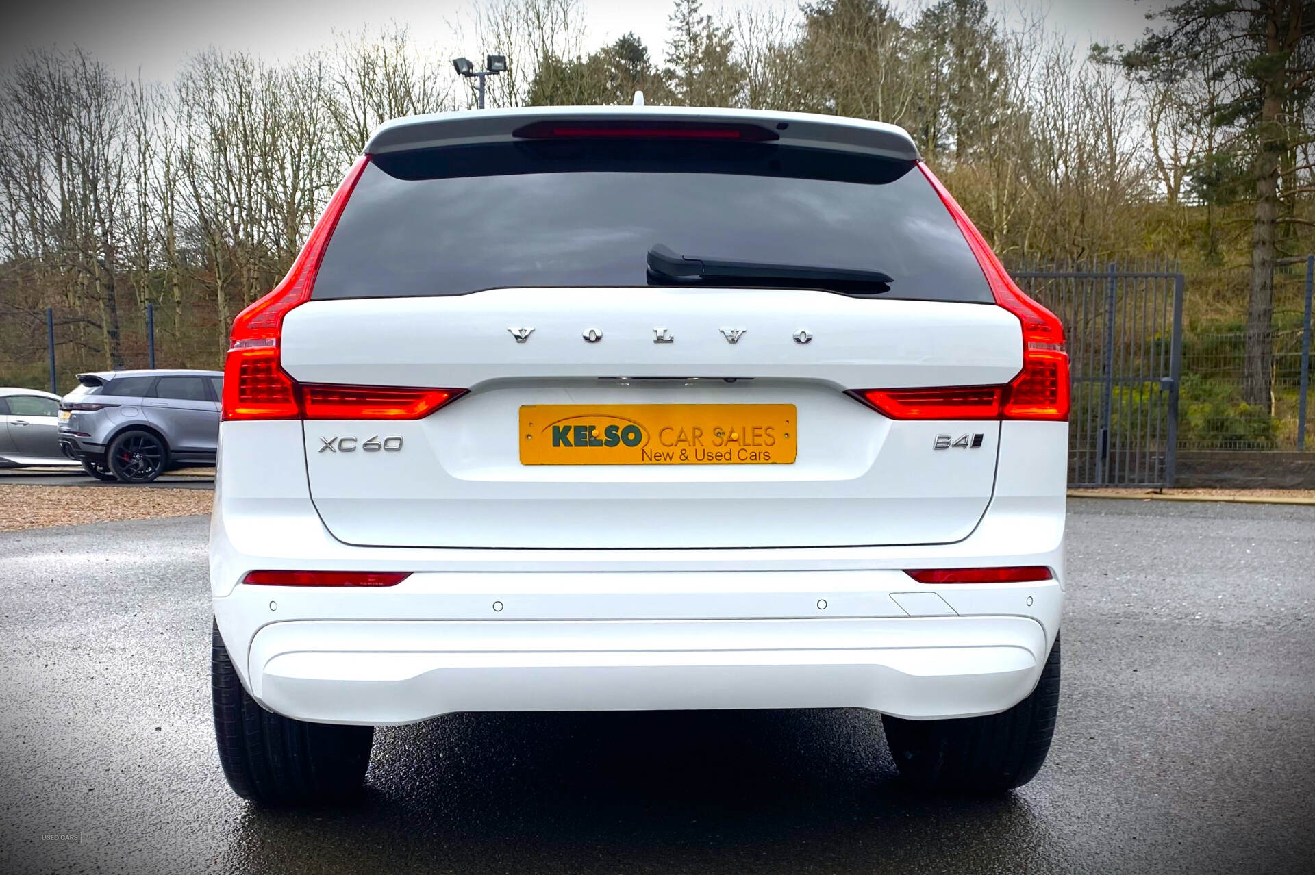 Apr 2022 Volvo XC60 2.0 B4D Momentum 5dr AWD Geartronic