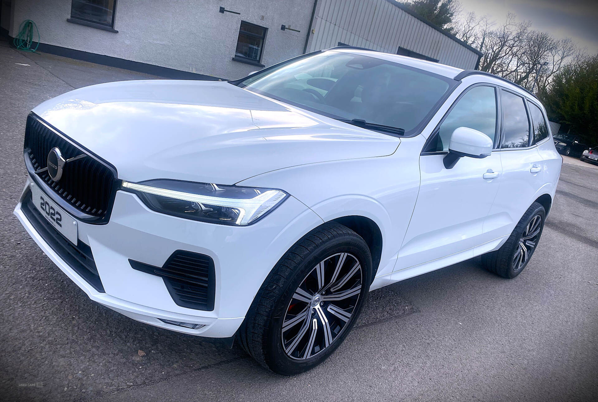 Apr 2022 Volvo XC60 2.0 B4D Momentum 5dr AWD Geartronic