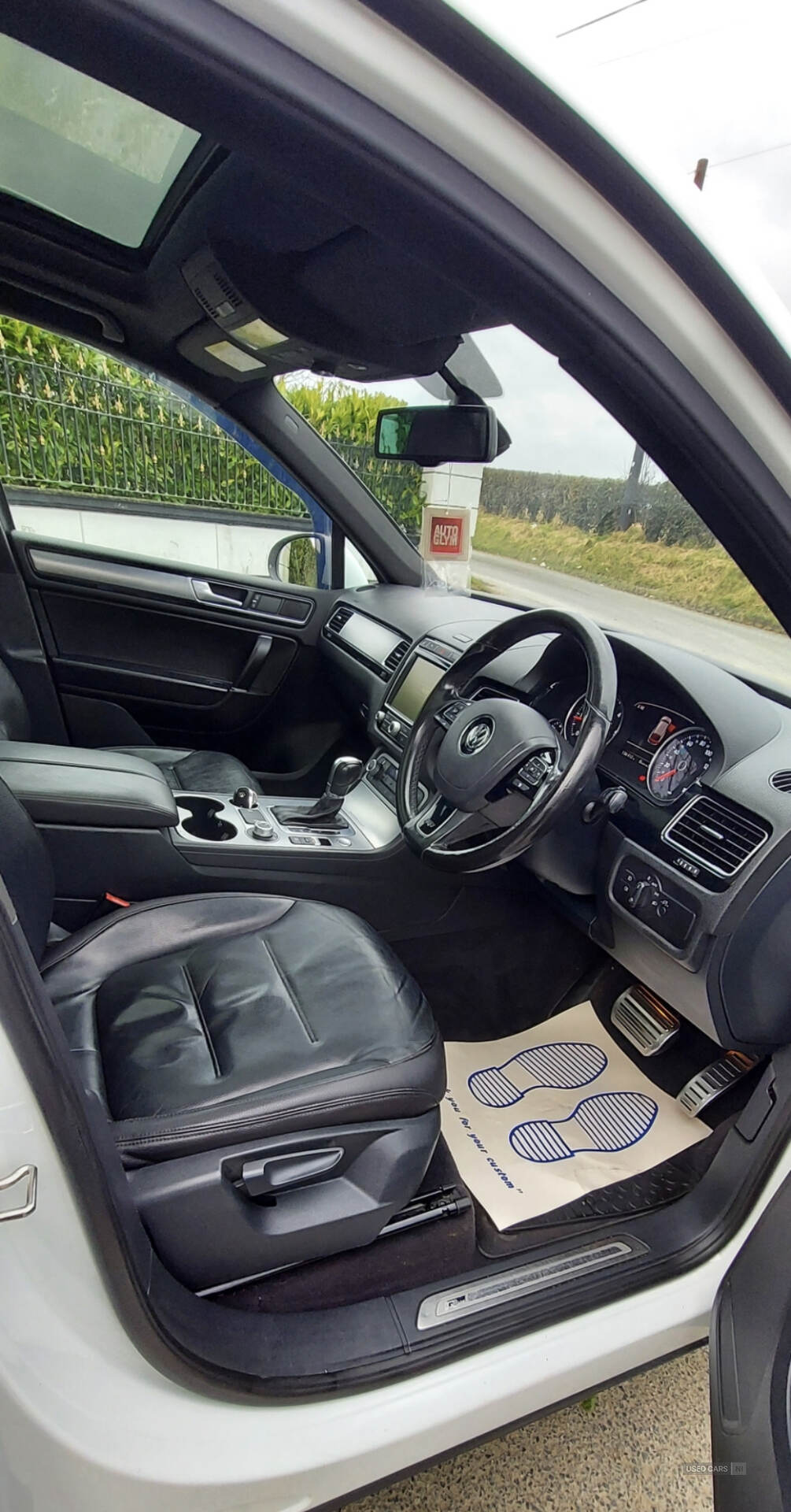 Jun 2015 Volkswagen Touareg 3.0 V6 TDI BlueMotion Tech 262 R-Line 5dr Tip Auto