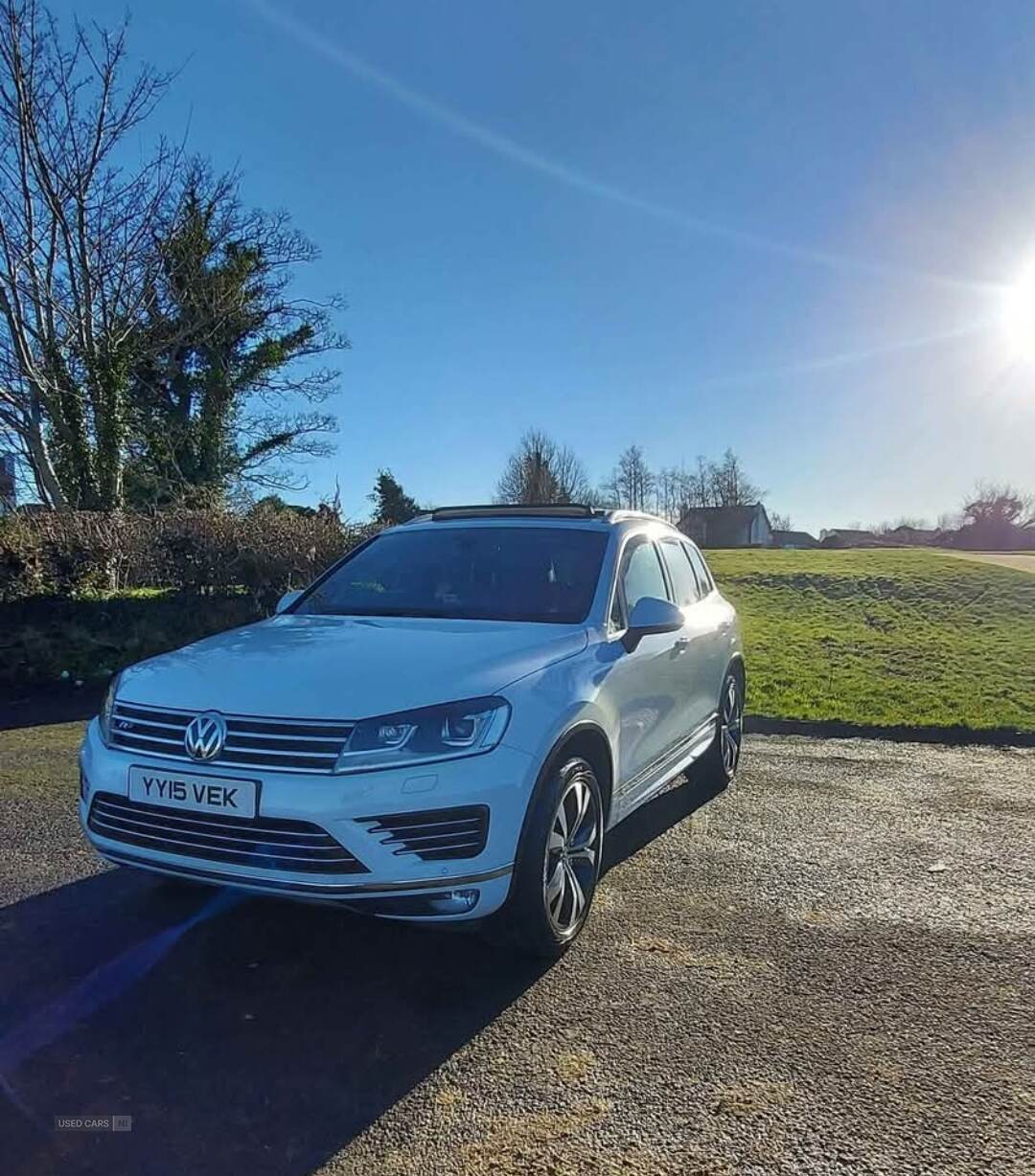 Jun 2015 Volkswagen Touareg 3.0 V6 TDI BlueMotion Tech 262 R-Line 5dr Tip Auto