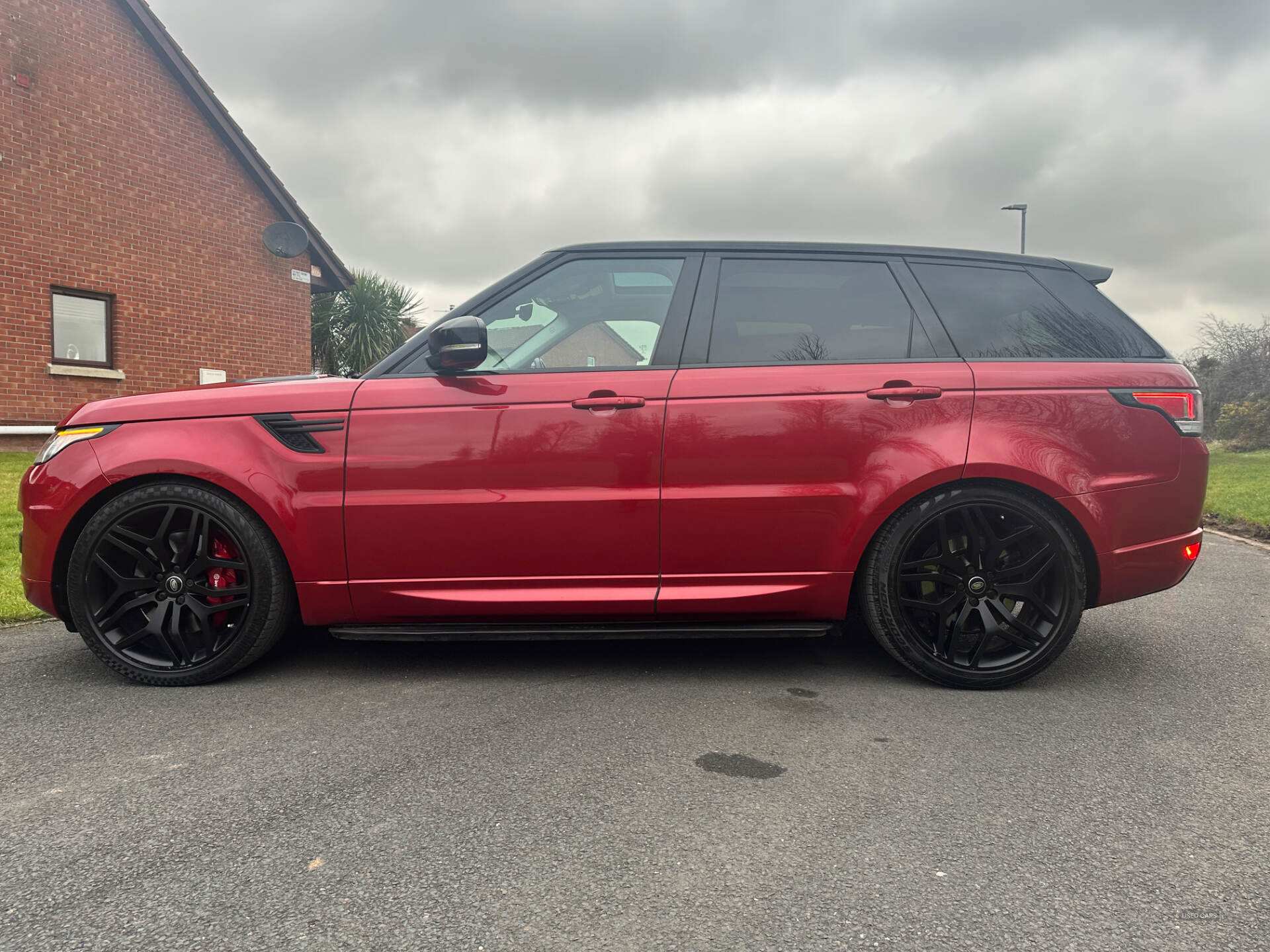 Apr 2017 Land Rover Range Rover Sport 3.0 SDV6 [306] HSE Dynamic 5dr Auto
