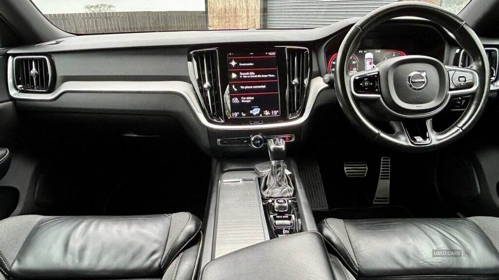May 2019 Volvo V60 2.0 D3 R DESIGN Pro 5dr Auto
