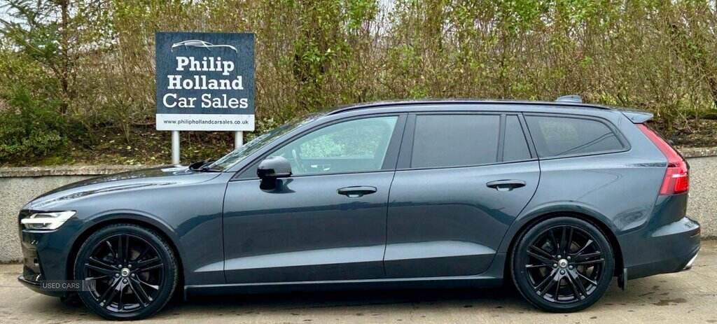 May 2019 Volvo V60 2.0 D3 R DESIGN Pro 5dr Auto