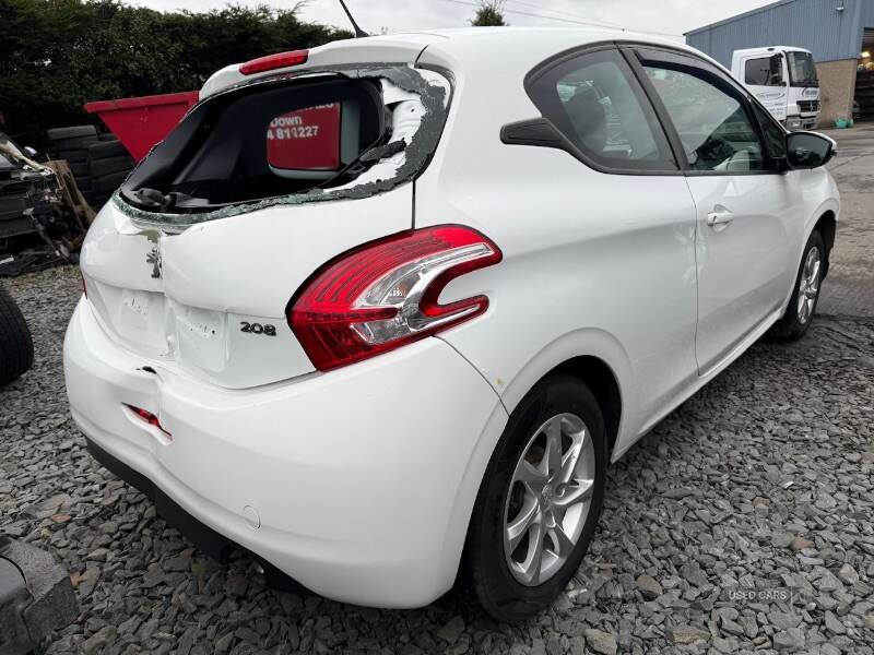  2015 Peugeot 208 ACTIVE