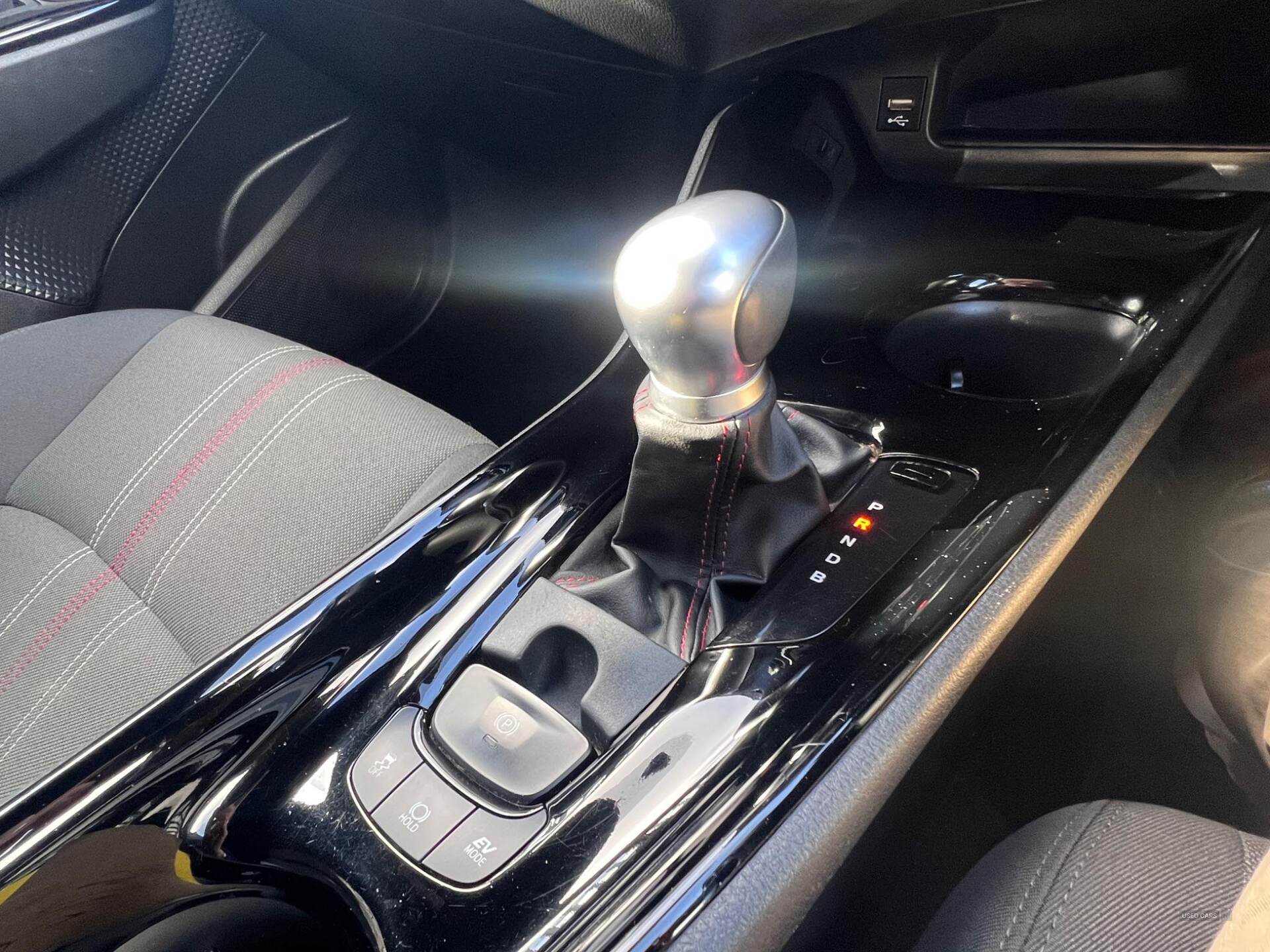 Jun 2021 Toyota C-HR 1.8 Hybrid GR Sport 5dr CVT