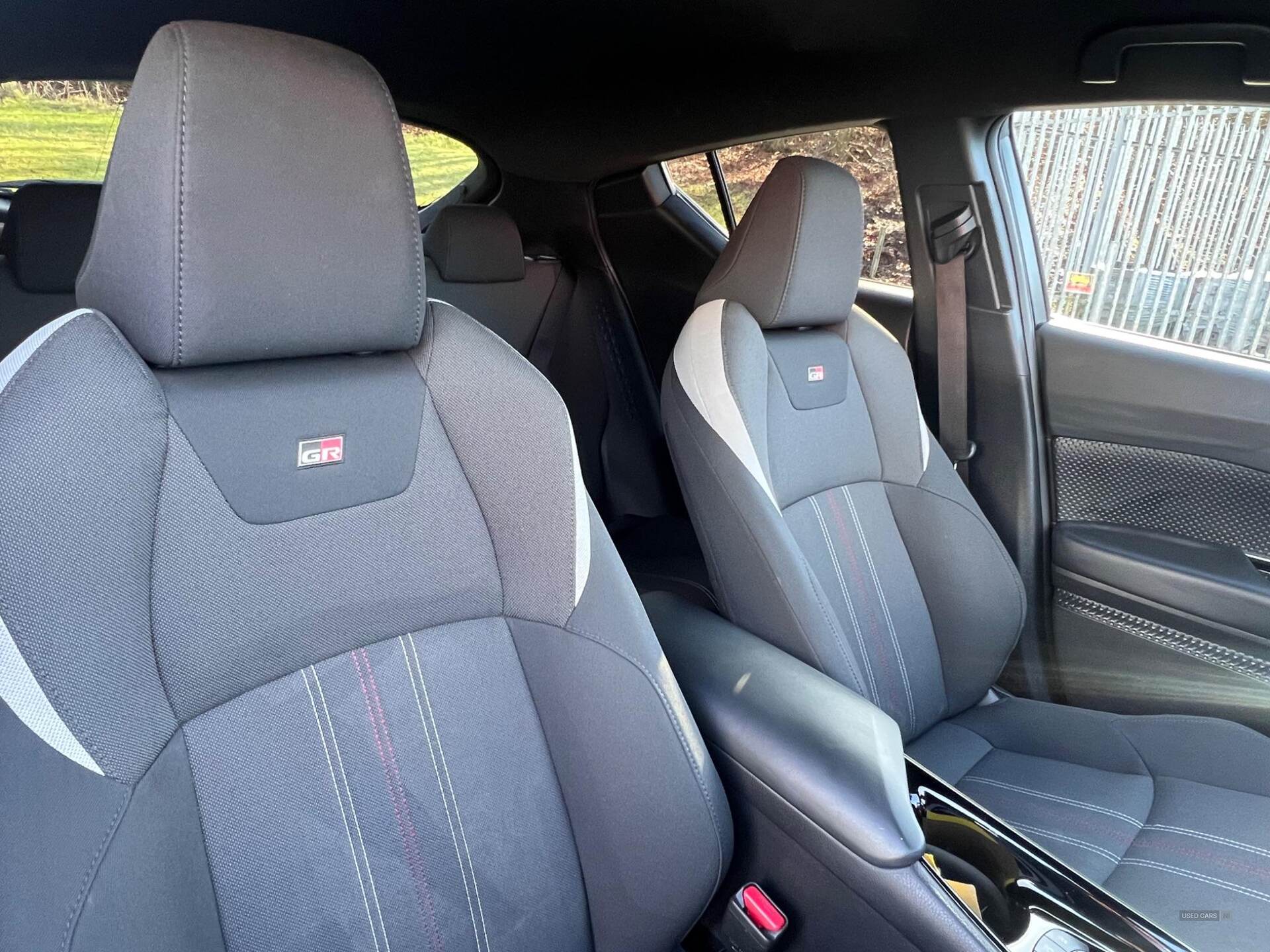 Jun 2021 Toyota C-HR 1.8 Hybrid GR Sport 5dr CVT