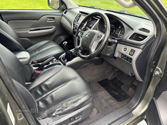 Dec 2017 Mitsubishi L200 2.4 DI-D DC Warrior 4WD