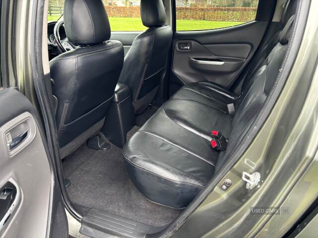 Dec 2017 Mitsubishi L200 2.4 DI-D DC Warrior 4WD