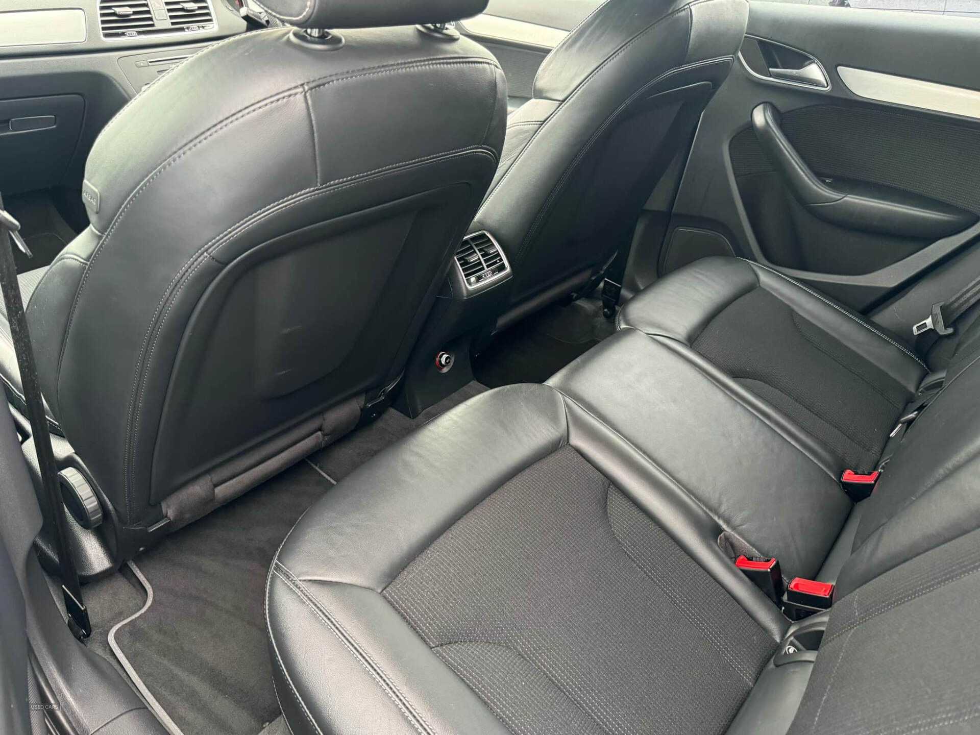 Dec 2017 Audi Q3 2.0 TDI S Line Edition 5dr