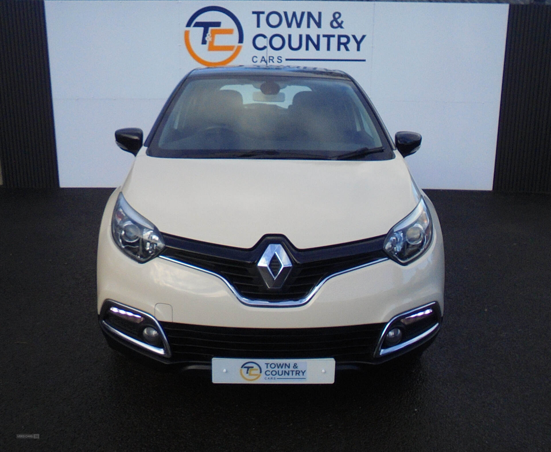 Renault Captur DIESEL HATCHBACK in Antrim