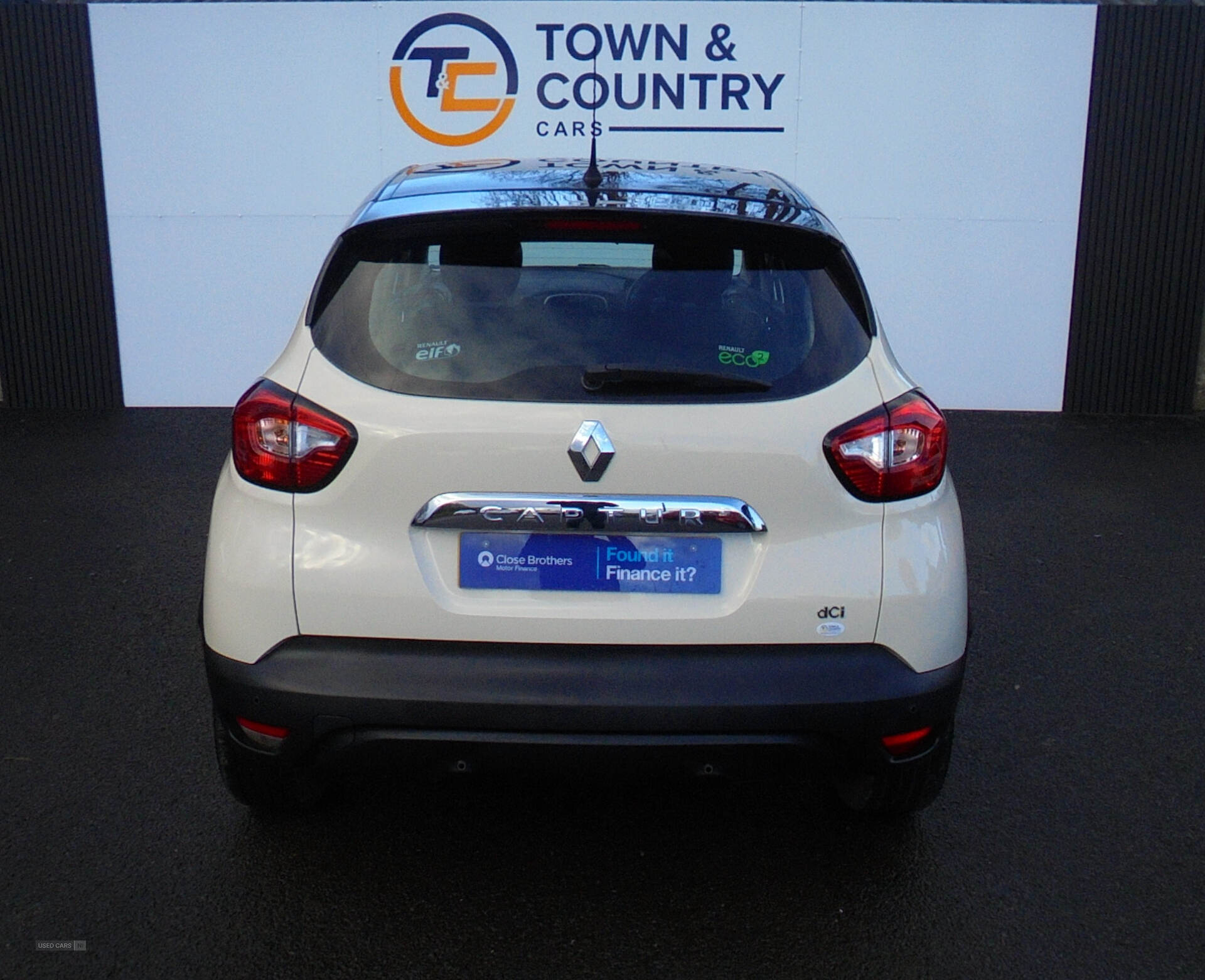 Renault Captur DIESEL HATCHBACK in Antrim