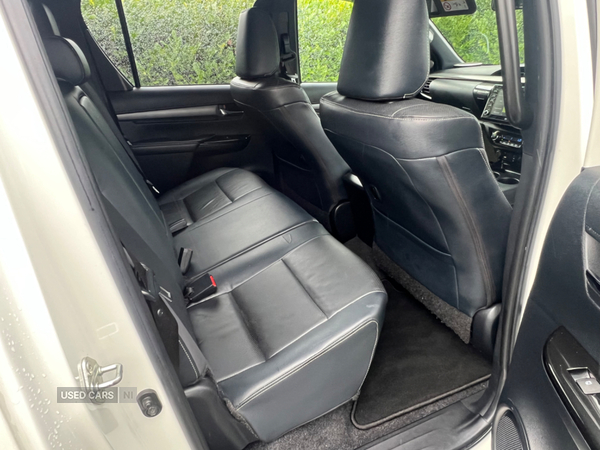 Toyota Hilux DIESEL in Down