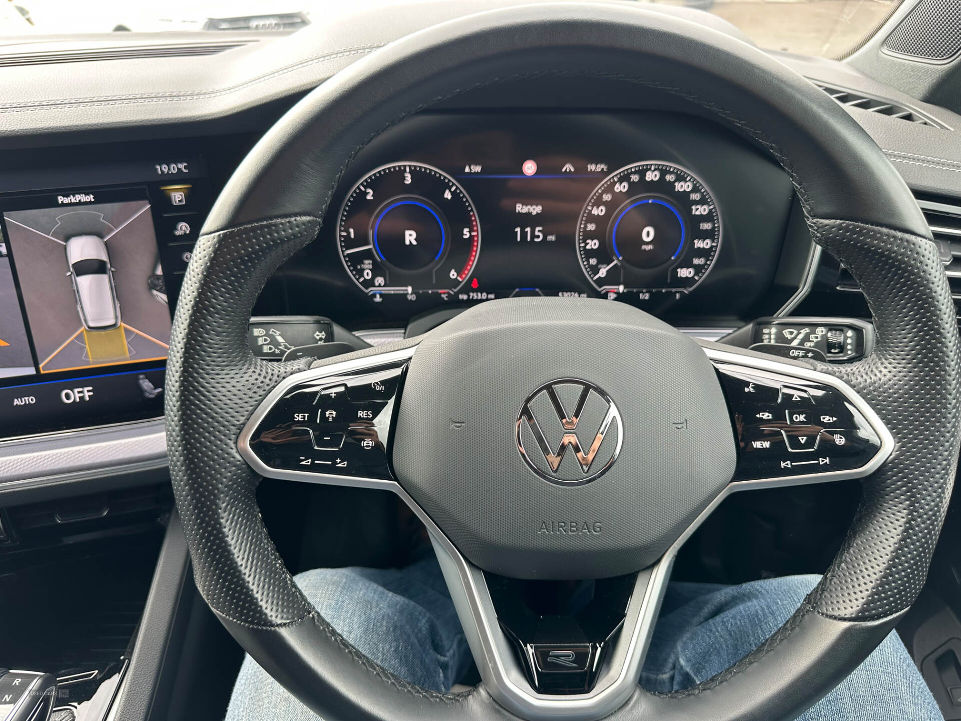 Car Thumbnail 11