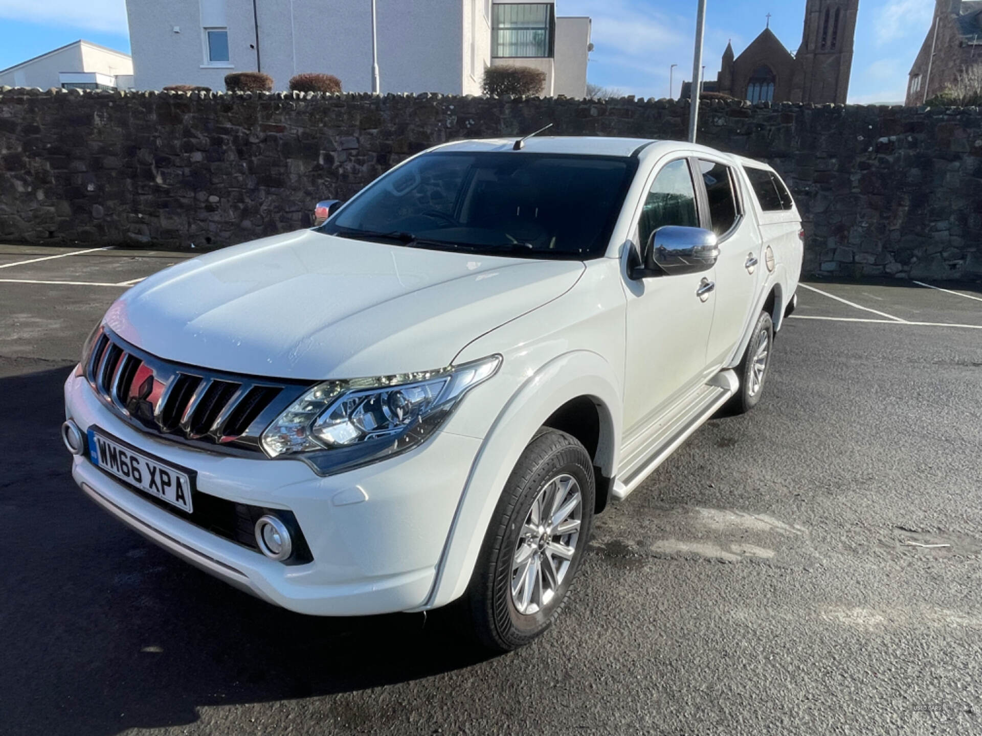 Jan 2017 Mitsubishi L200 Double Cab DI-D 178 Barbarian 4WD