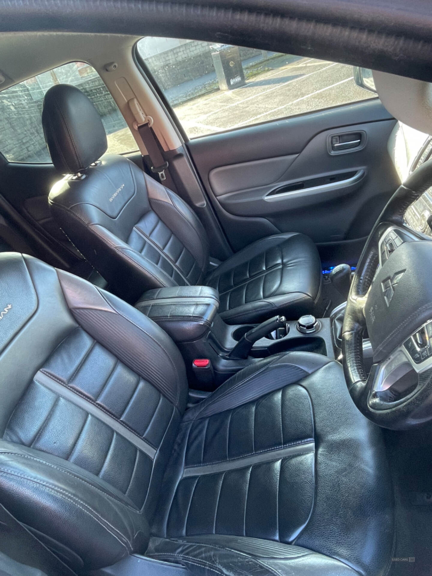 Jan 2017 Mitsubishi L200 Double Cab DI-D 178 Barbarian 4WD