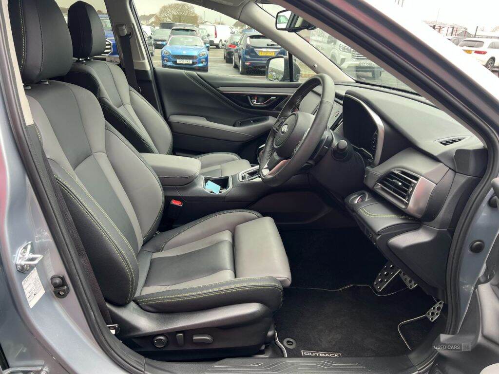 Jan 2025 Subaru Outback 2.5i Field 5dr Lineartronic