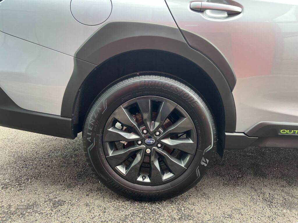 Jan 2025 Subaru Outback 2.5i Field 5dr Lineartronic