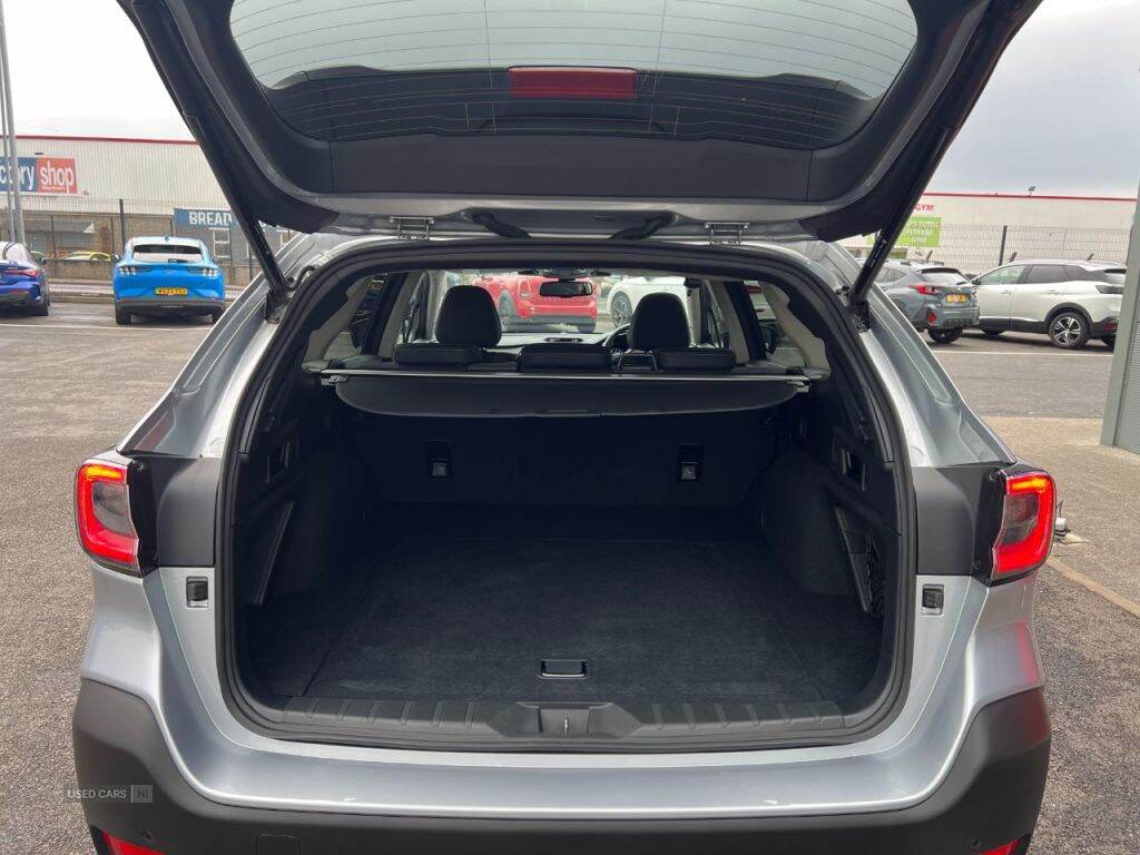 Jan 2025 Subaru Outback 2.5i Field 5dr Lineartronic