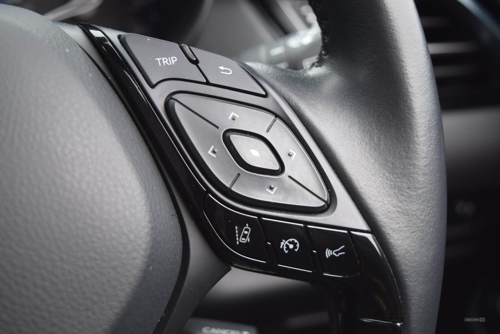 Mar 2022 Toyota C-HR 1.8 Hybrid Design 5dr CVT