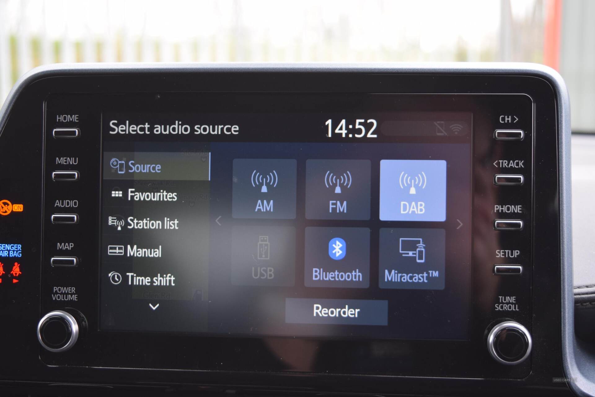 Mar 2022 Toyota C-HR 1.8 Hybrid Design 5dr CVT