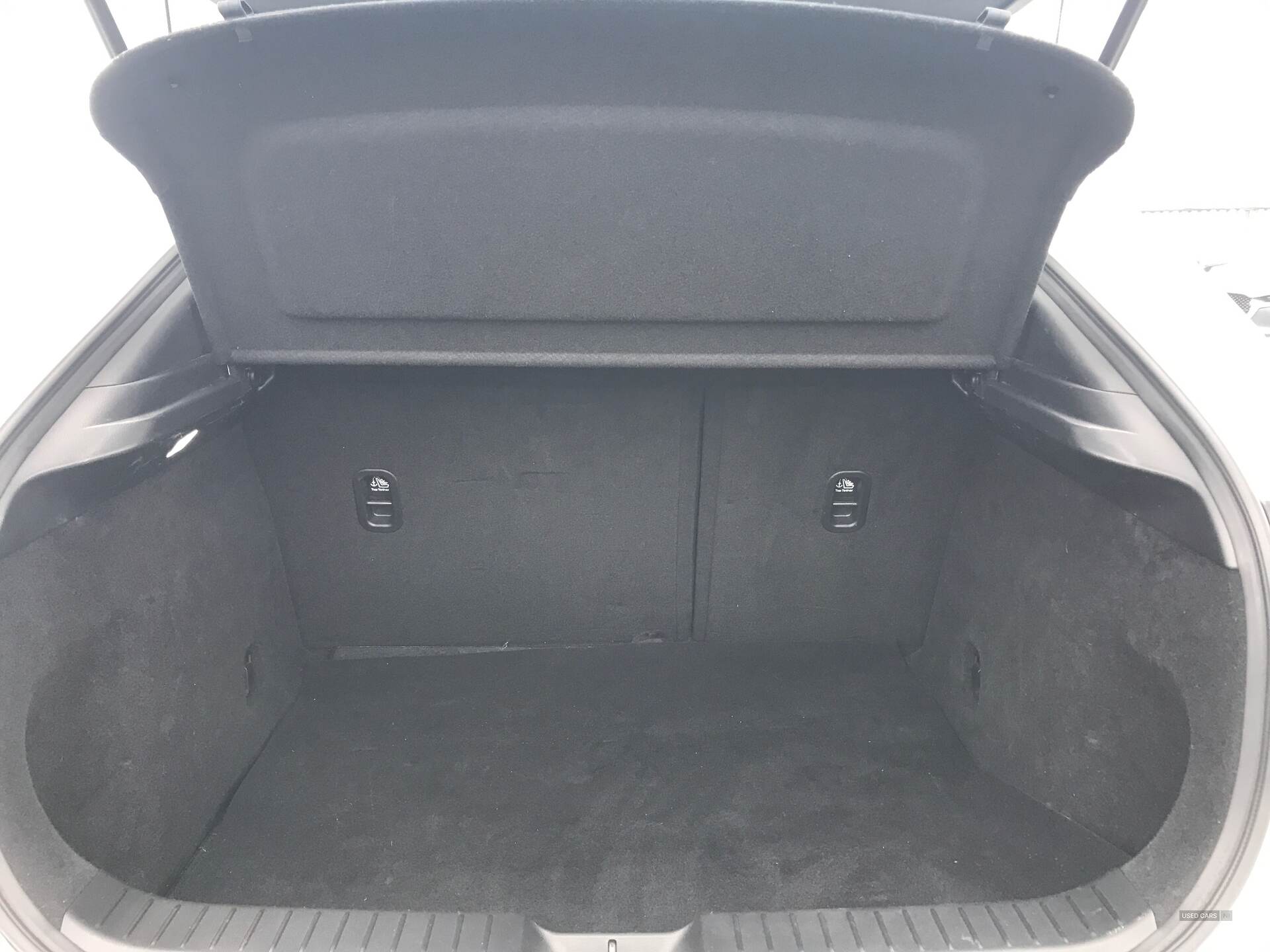 Feb 2022 Mazda CX-30 2.0 e-Skyactiv G MHEV SE-L Lux 5dr