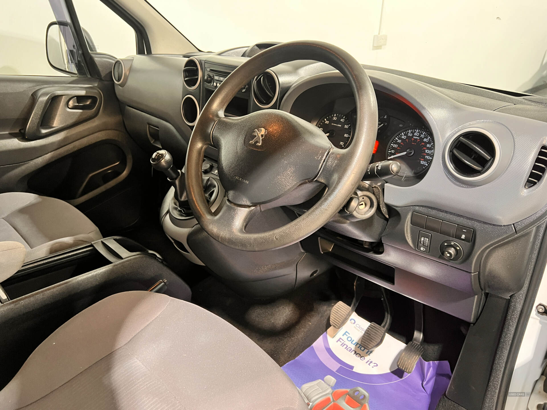 Dec 2016 Peugeot Partner 715 S 1.6 BlueHDi 100 Crew Van