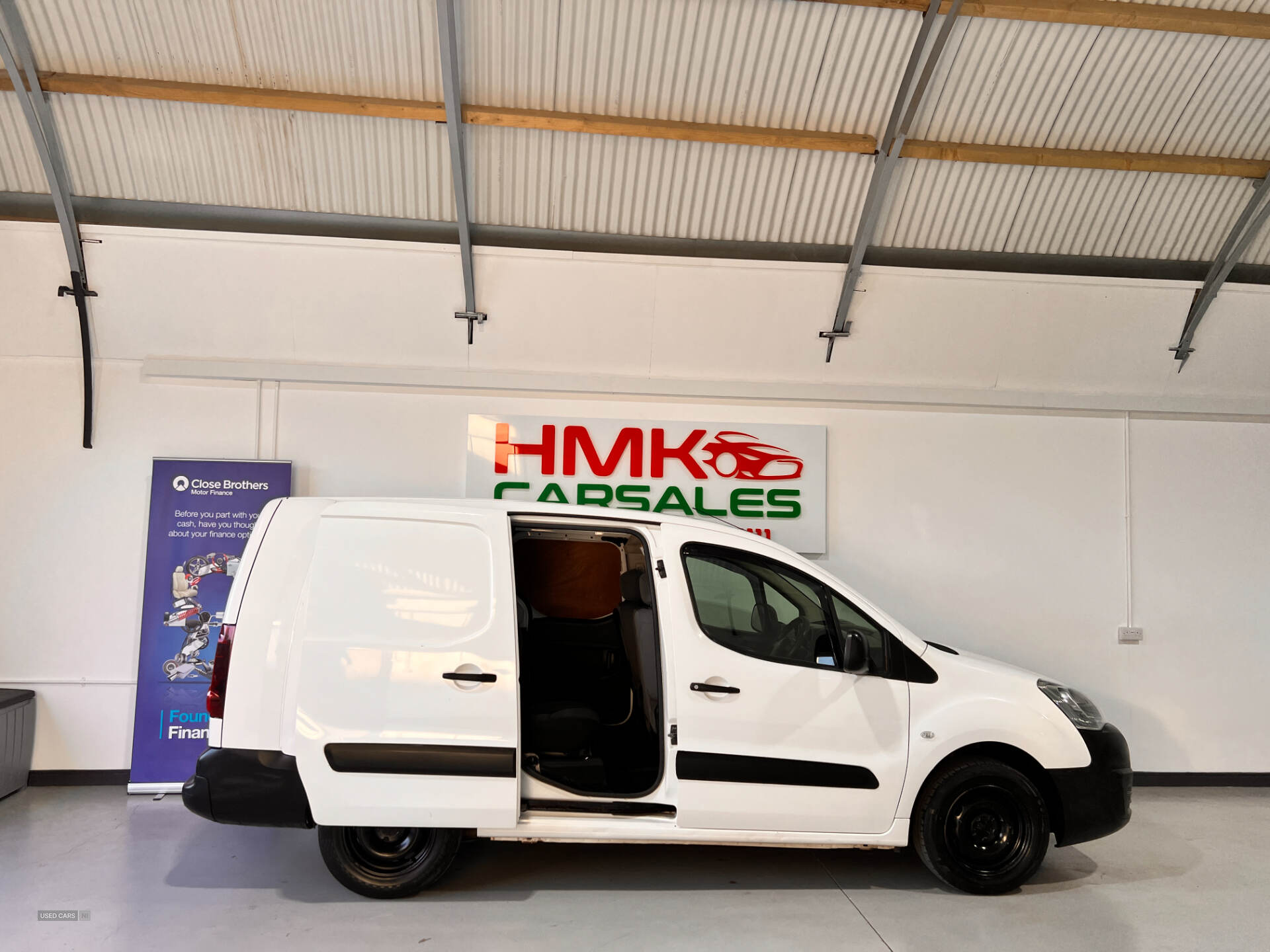 Dec 2016 Peugeot Partner 715 S 1.6 BlueHDi 100 Crew Van