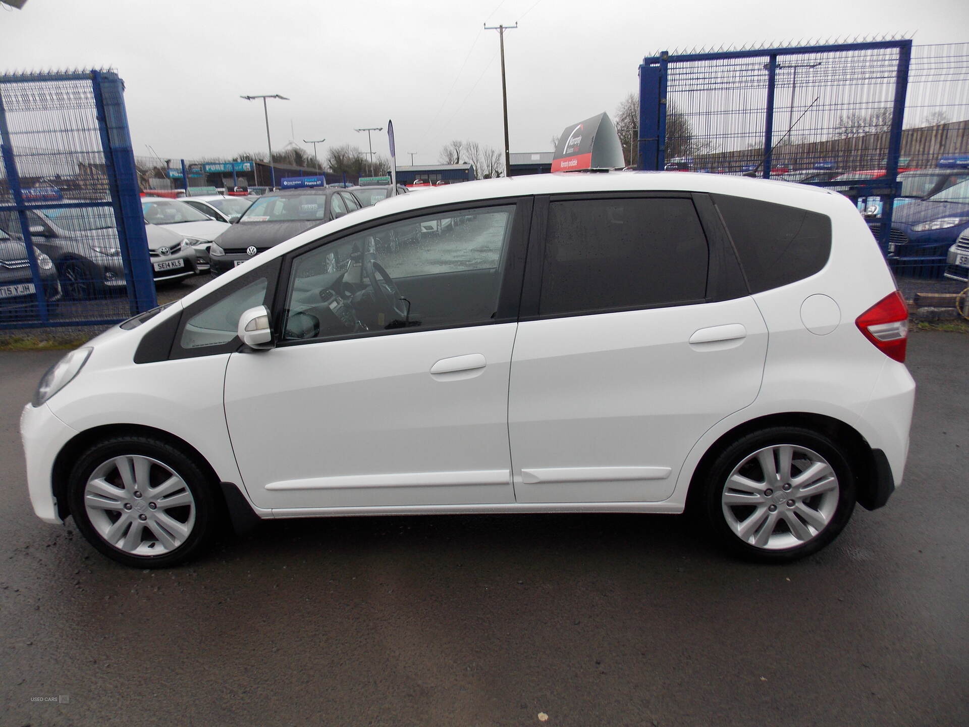 Sep 2013 Honda Jazz 1.4 i-VTEC ES Plus 5dr CVT