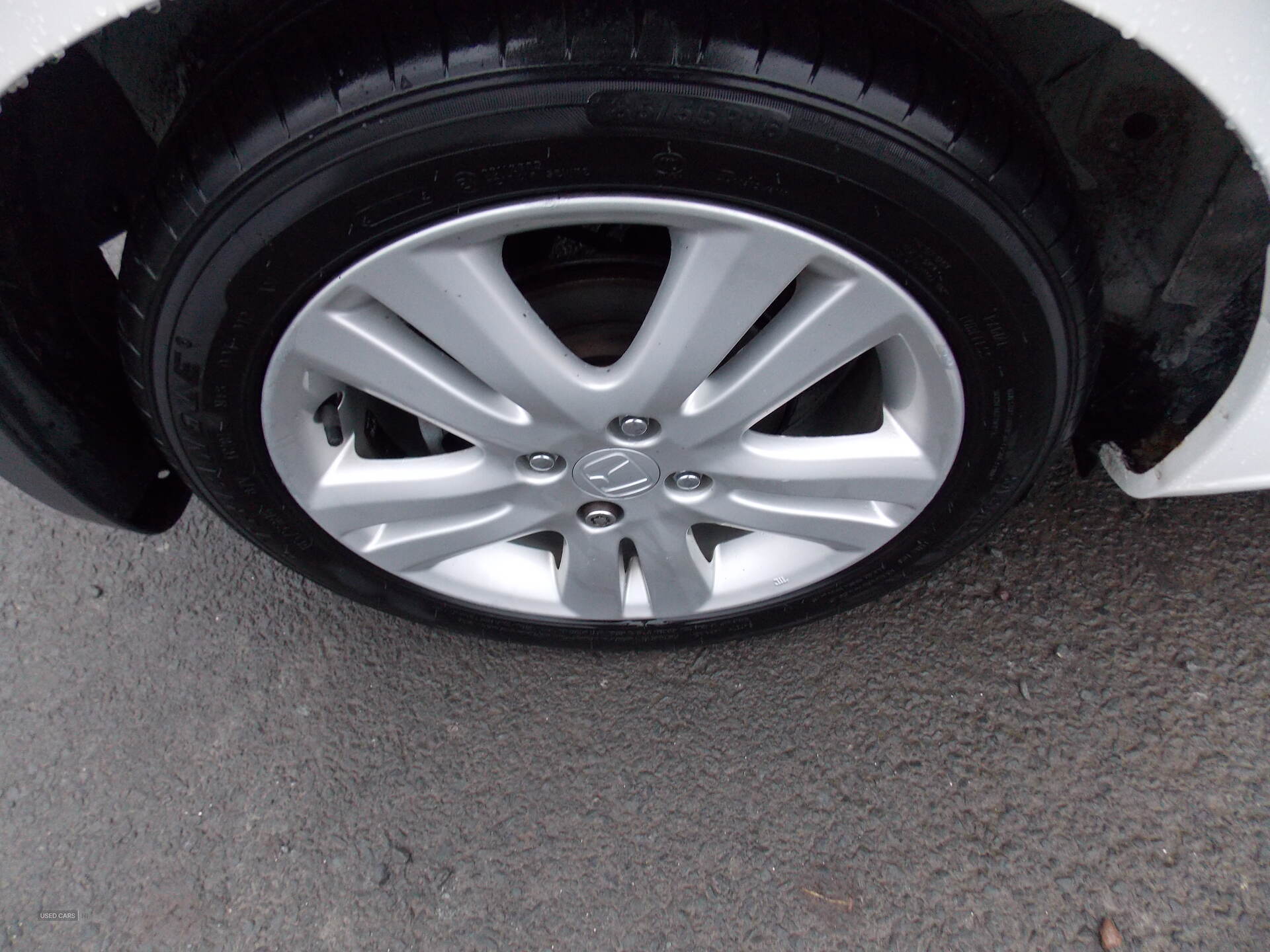 Sep 2013 Honda Jazz 1.4 i-VTEC ES Plus 5dr CVT