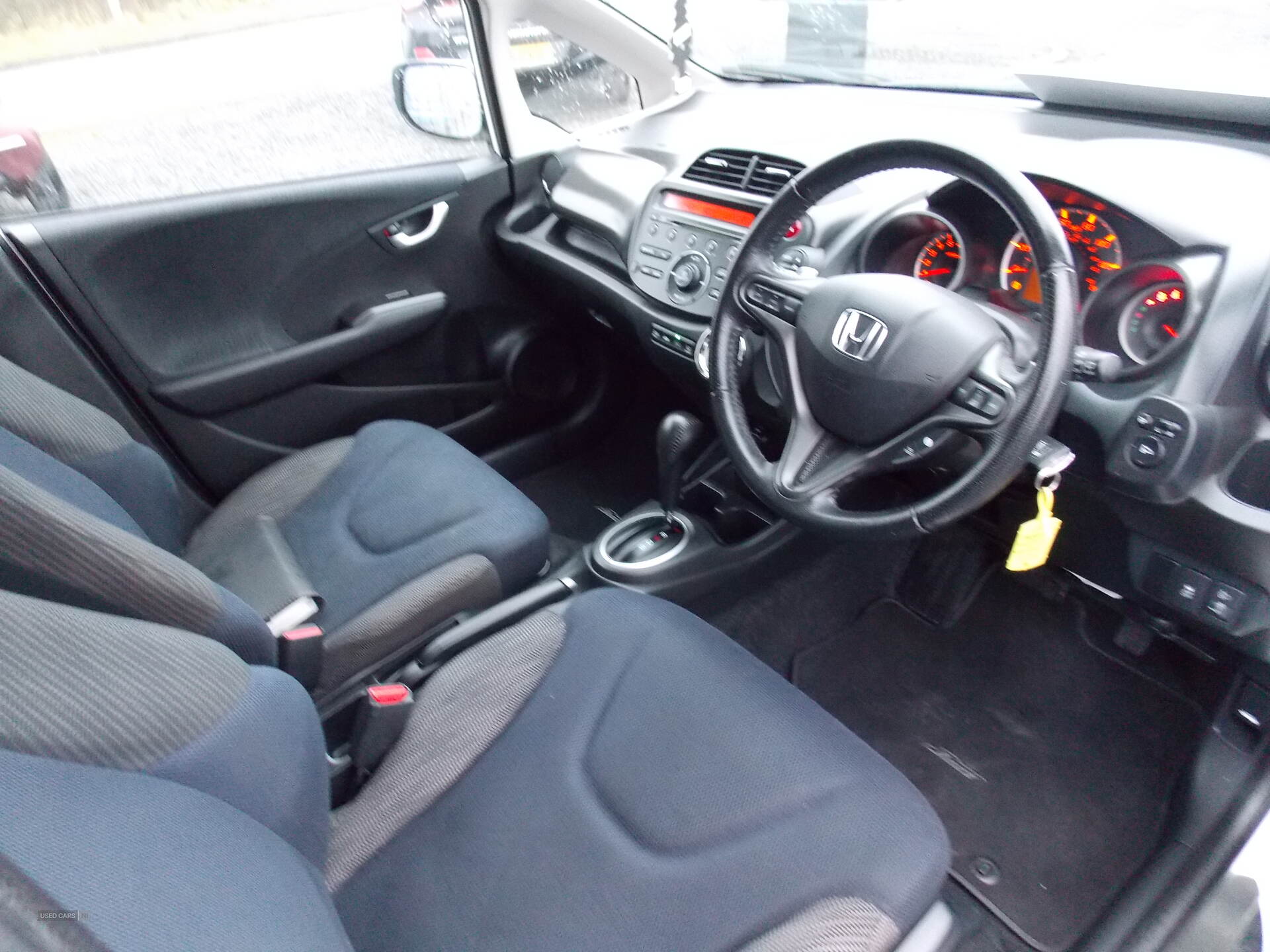 Sep 2013 Honda Jazz 1.4 i-VTEC ES Plus 5dr CVT