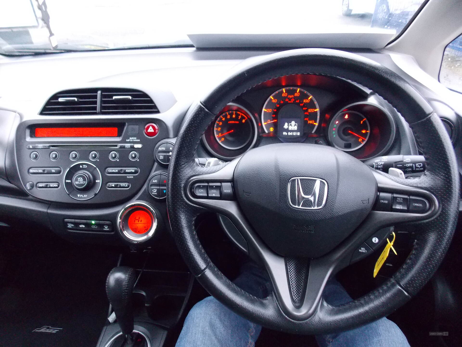 Sep 2013 Honda Jazz 1.4 i-VTEC ES Plus 5dr CVT