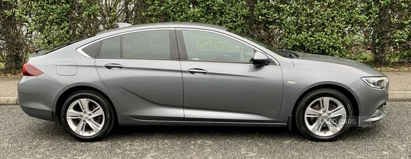 Vauxhall Insignia DIESEL GRAND SPORT in Tyrone