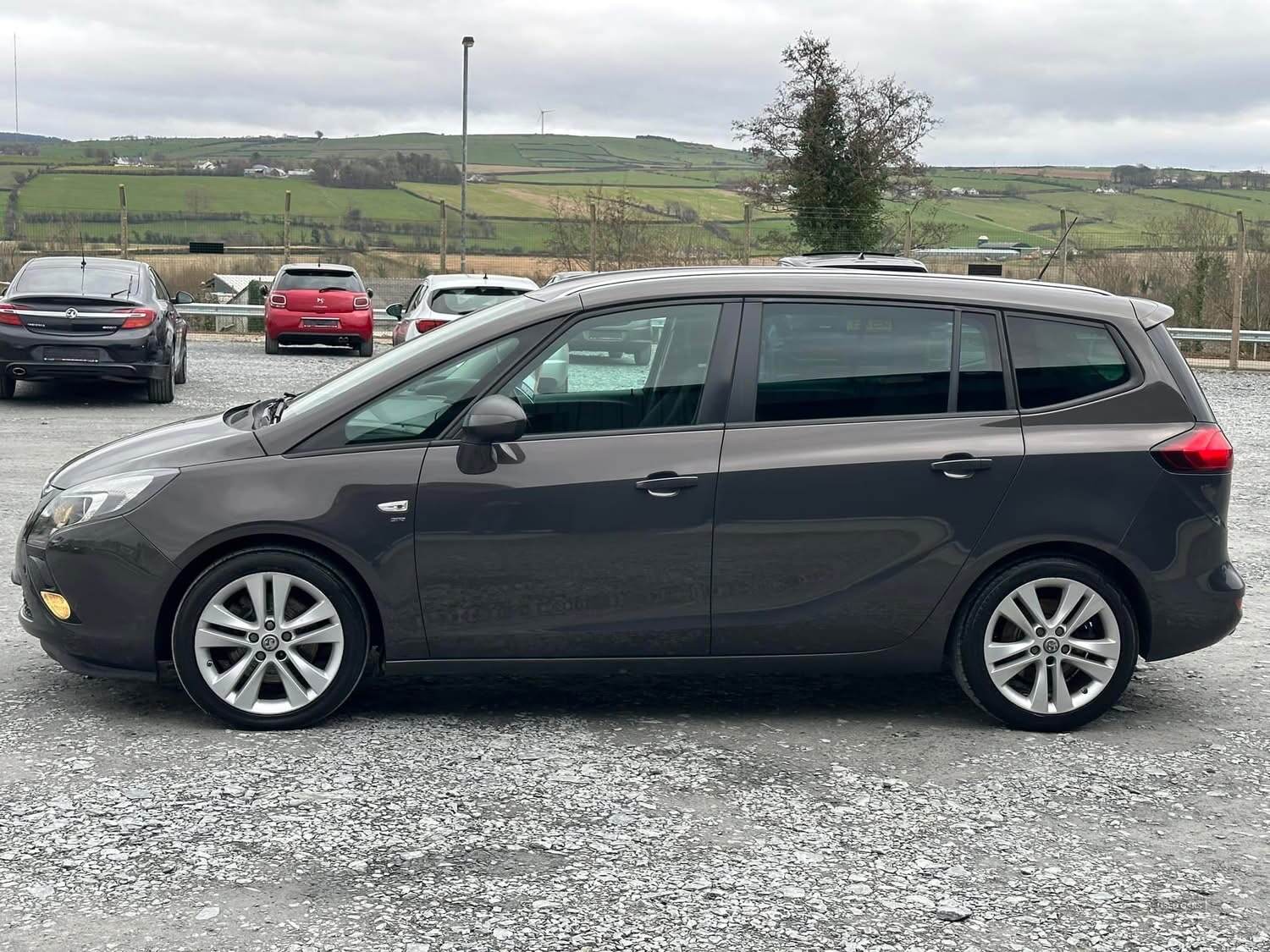 Nov 2014 Vauxhall Zafira 2.0 CDTi [165] SRi 5dr [non Start Stop]