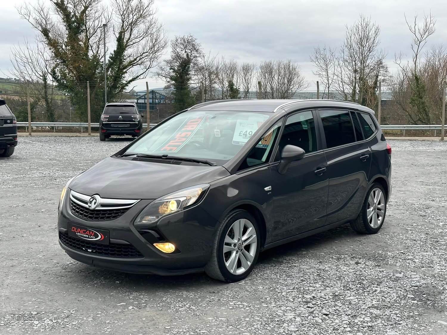 Nov 2014 Vauxhall Zafira 2.0 CDTi [165] SRi 5dr [non Start Stop]
