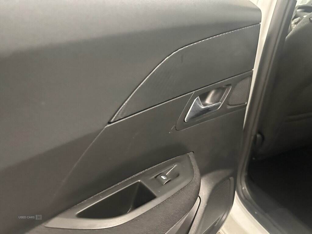 Jan 2022 Peugeot 2008 1.2 PureTech Active Premium 5dr