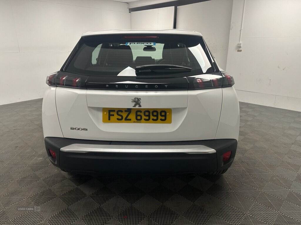 Jan 2022 Peugeot 2008 1.2 PureTech Active Premium 5dr