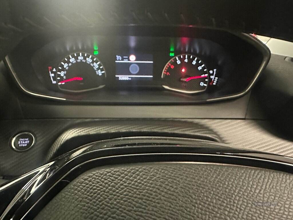 Jan 2022 Peugeot 2008 1.2 PureTech Active Premium 5dr