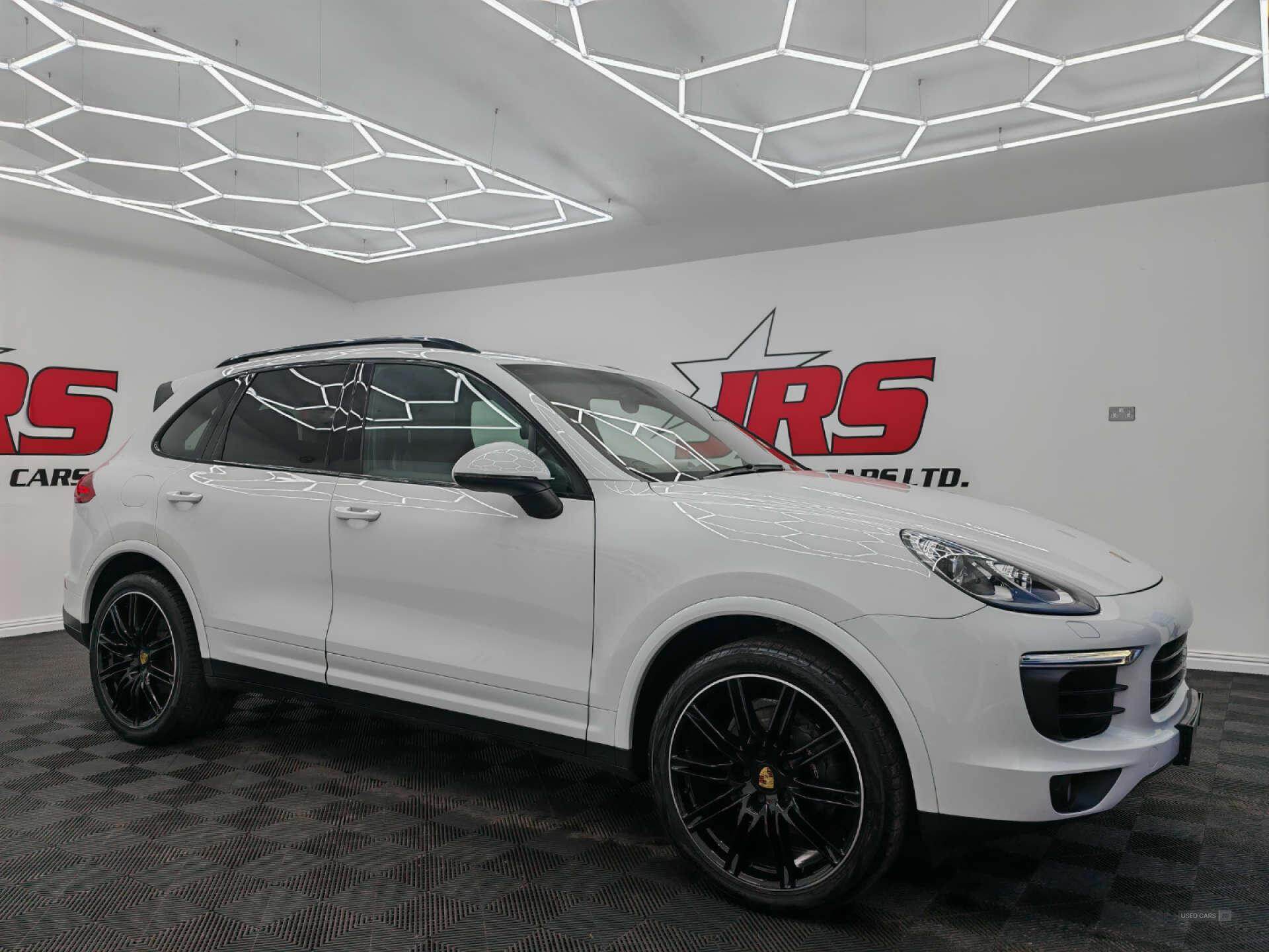 Apr 2018 Porsche Cayenne Platinum Edition Diesel 5dr Tiptronic S