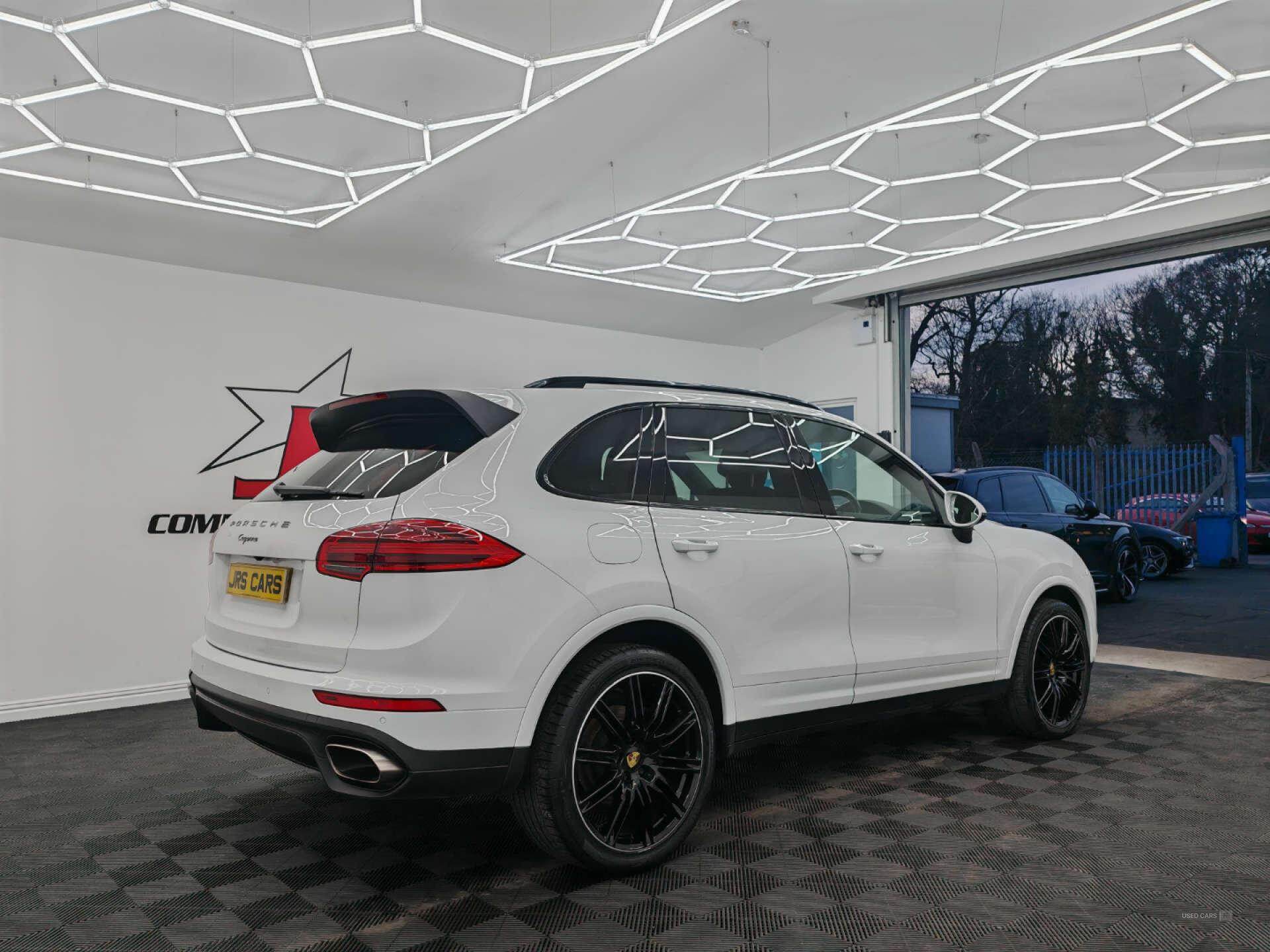 Apr 2018 Porsche Cayenne Platinum Edition Diesel 5dr Tiptronic S