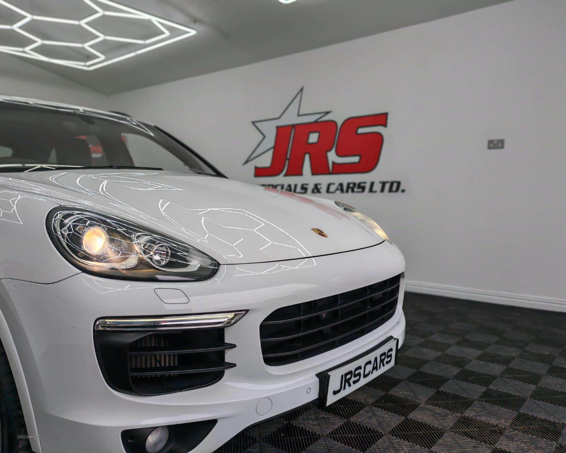 Apr 2018 Porsche Cayenne Platinum Edition Diesel 5dr Tiptronic S
