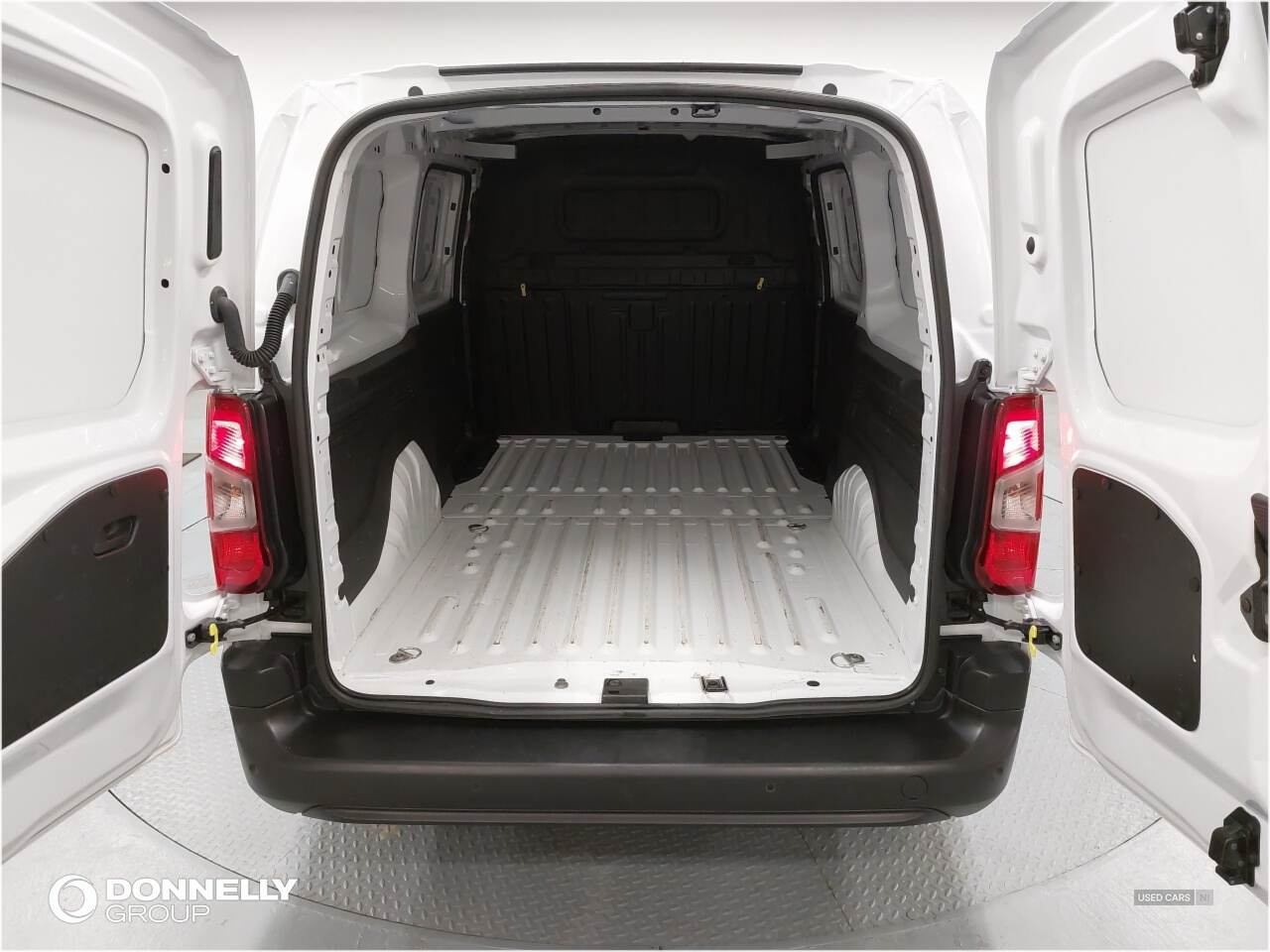 Apr 2023 Citroen Berlingo 1.5 BlueHDi 950Kg Enterprise Ed 100ps 6 Speed S/S