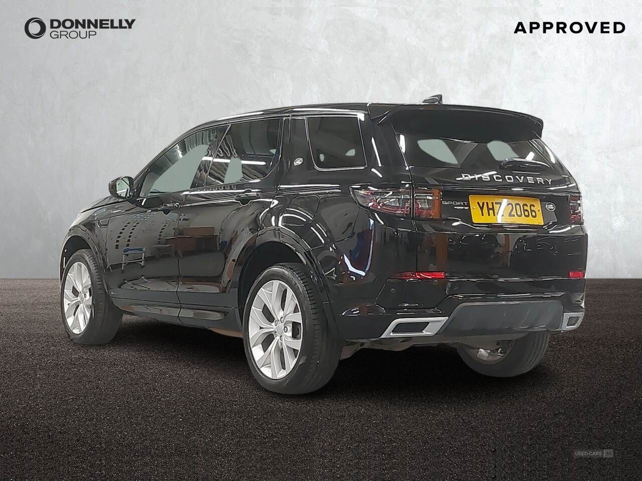 May 2021 Land Rover Discovery Sport 1.5 P300e R-Dynamic SE 5dr Auto [5 Seat]