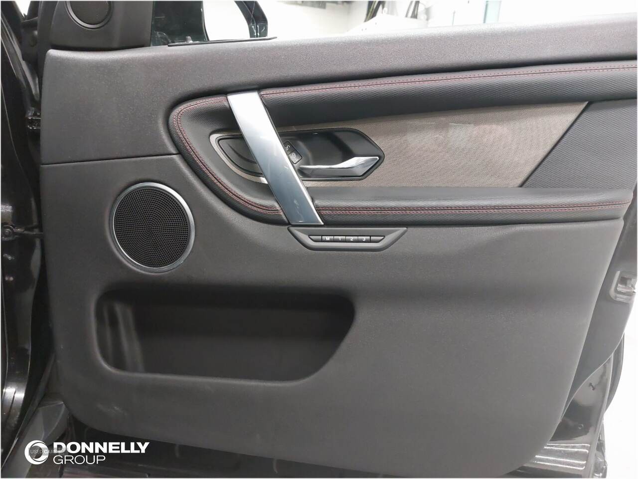 May 2021 Land Rover Discovery Sport 1.5 P300e R-Dynamic SE 5dr Auto [5 Seat]