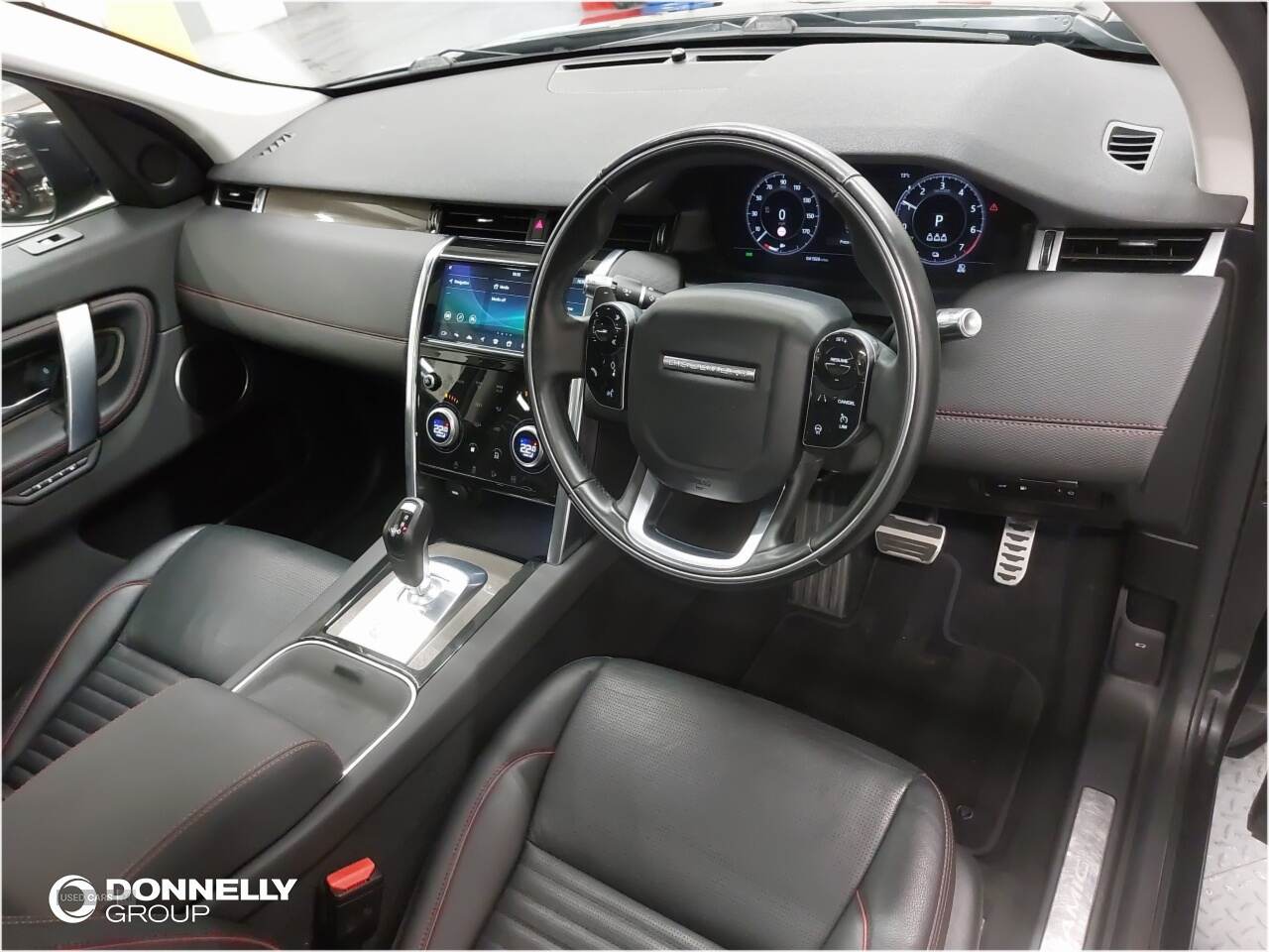 May 2021 Land Rover Discovery Sport 1.5 P300e R-Dynamic SE 5dr Auto [5 Seat]