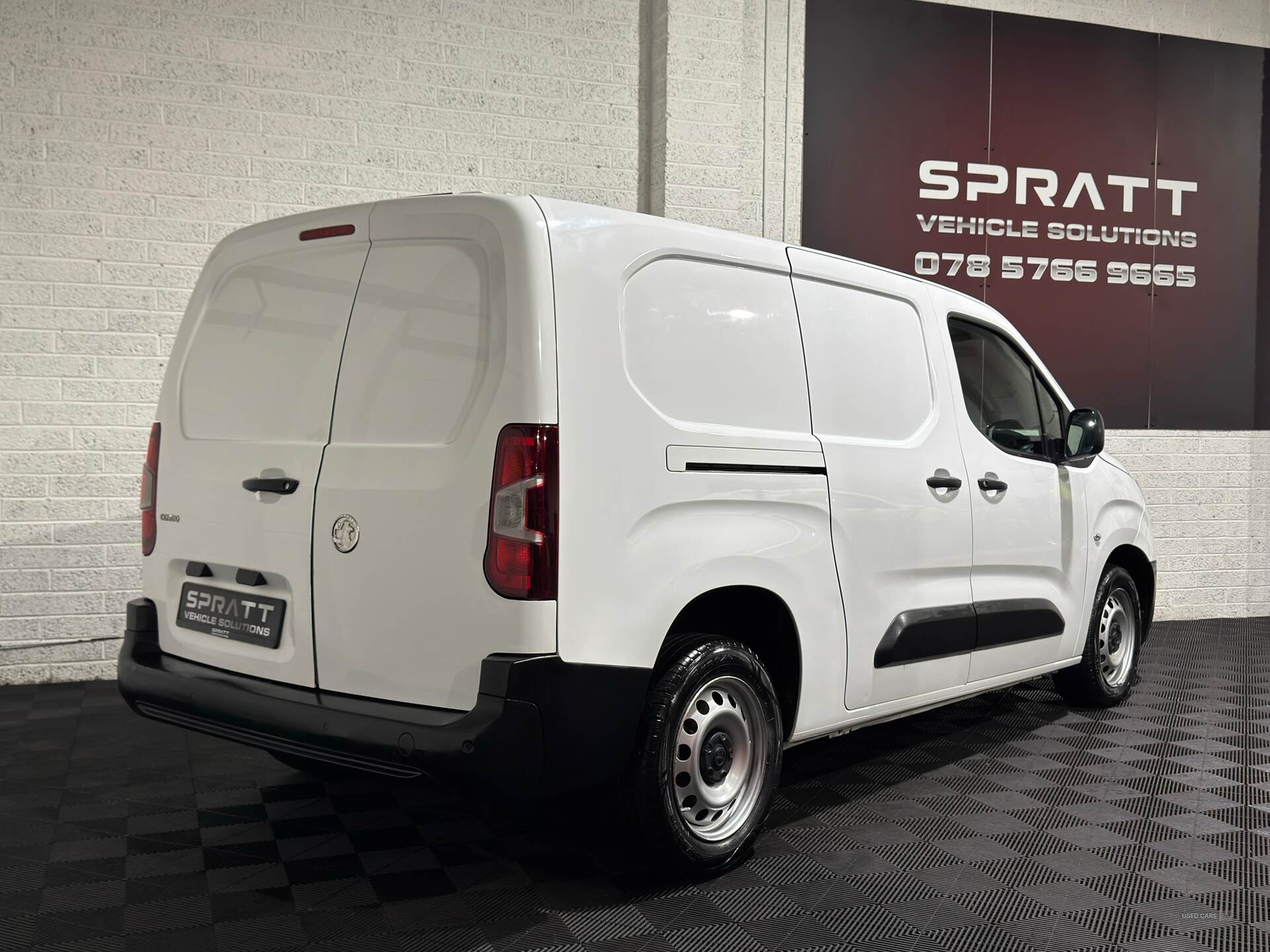 Jun 2019 Vauxhall Combo 2300 1.6 Turbo D 100ps H1 Edition Van