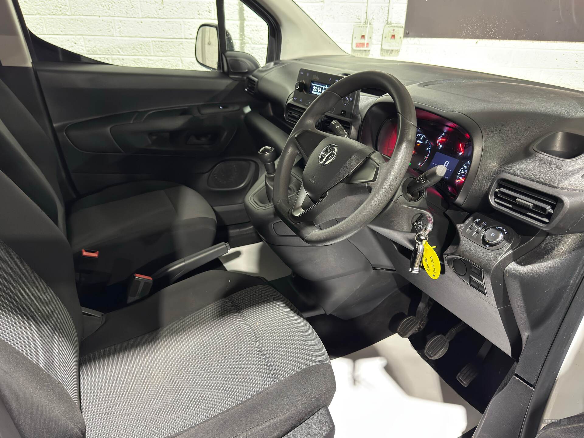 Jun 2019 Vauxhall Combo 2300 1.6 Turbo D 100ps H1 Edition Van