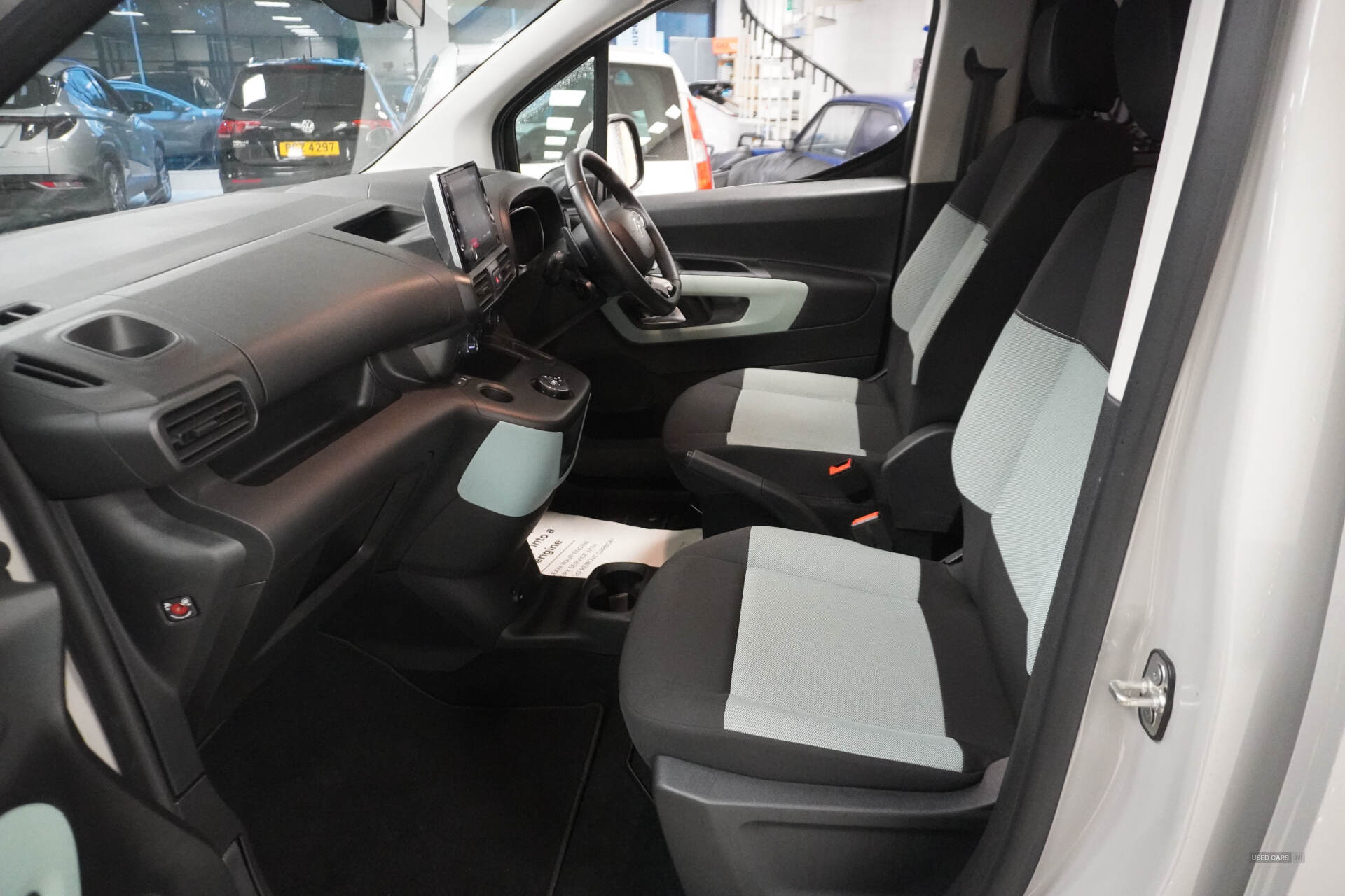 Aug 2020 Citroen Berlingo 1.5 BlueHDi 130 Feel M 5dr EAT8